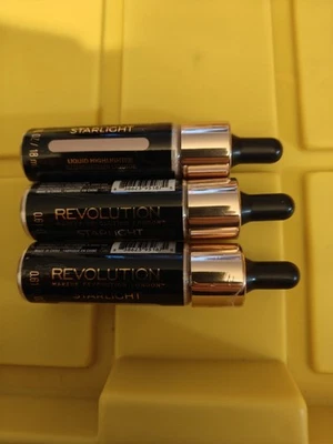 MY5- Lot of 3 Makeup Revolution Liquid Highlighter Shade Starlight New sealed - Image 1 of 4