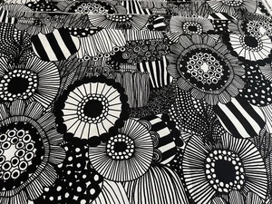 Marimekko Fabric Remnant Cotton Textile 145×43cm Handcraft Patchwork - Picture 1 of 5