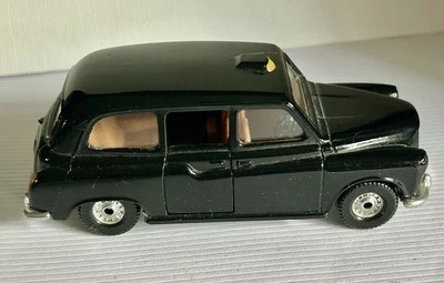 CORGI Austin London Black Taxi Cab - Great Britain Diecast Model Car Toy - Image 1 of 4