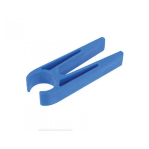 Taylor Made 1651 Plastic ClothesClaw Boater's Clothespin - Picture 1 of 2