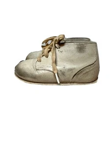 Chaussures bébé vintage JC Pennys 51/2 E cuir USA poupées artisanat avec boîte objets de collection - Photo 1/11