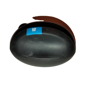 Microsoft Sculpt Ergonomic Wireless Mouse - Picture 1 of 4