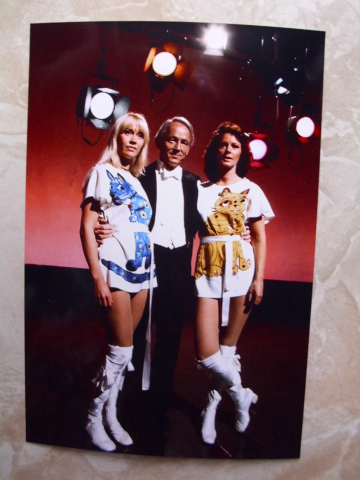 * ABBA *    Foto  ABBA - Bild 1 von 1