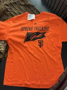 Brandon Belt Autographed 2016 Spring Training T-Shirt San Francisco Giants - Picture 1 of 7
