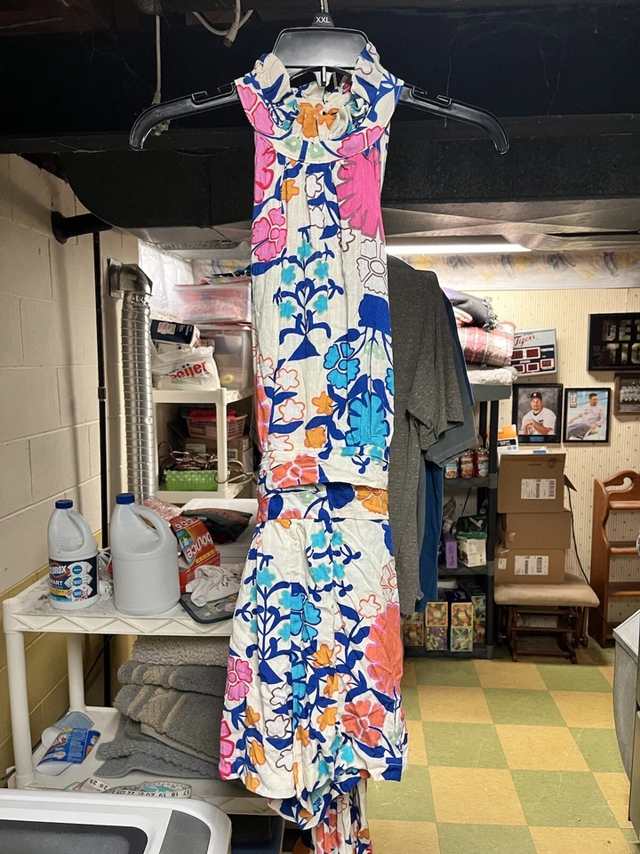 Romper Rachel Roy floral gola alta tamanho XS - Imagem 1 de 4