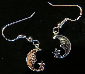 Himmlische kleine Mond & Stern Ohrringe Silber Platte Mond mit Gesicht - Bild 1 von 1