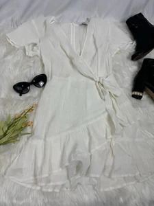 Princess Polly Company for One White Wrap Dress Size 6 - Picture 1 of 7