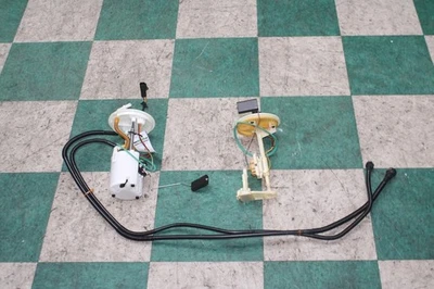 03-05 THUNDERBIRD 3.9L Motor Engine Jet Transfer Fuel Pump w/Lines Assembly OEM Foto 1 de 4