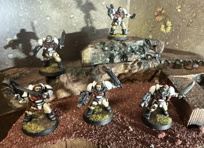 战锤 40K 太空海军童子军 X5 着色良好(旧雕塑)B — 第 1/4 张图片