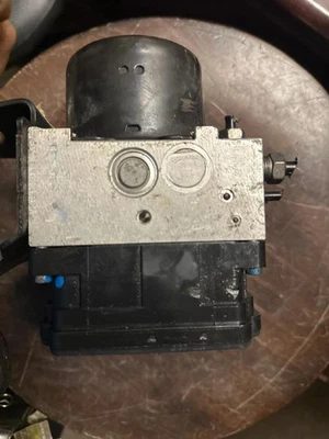 2008-2009 Ford Focus ABS Anti-Lock Brake Pump Module Assembly Oem 08-09 Foto 1 de 4
