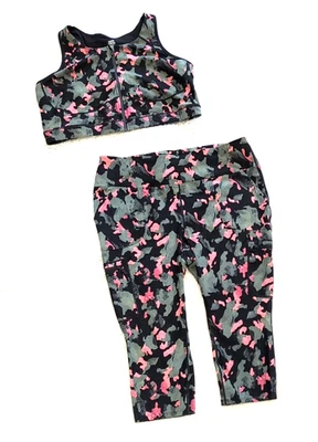 Torrid Sports Bra w/ Capri Set Plus Size Happy Camper Pink Green Camo Size 3 - Image 1 of 4