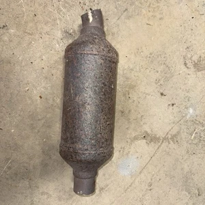 catalytic converter oem - Picture 1 of 3