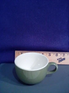 7 Oz. ElVerde Kaffeetasse. Avacado Grün/Weiß - Bild 1 von 5