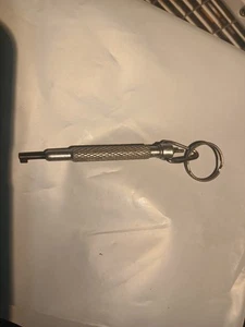 Rotating Handcuff /tracking  Bracelet Universal Key A4 - Picture 1 of 4