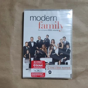 Modern Family The Complete Fifth Season DVD New Sealed 3-Disc Set ABC Comedy - Picture 1 of 2
