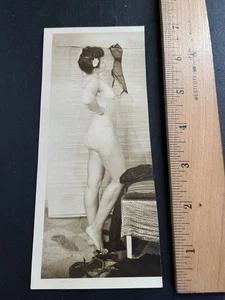 50’s Girl Pretty PIN UP Risque Nudes Original S&W Girlie Photo 10x4 - Trim 71925 - Bild 1 von 2