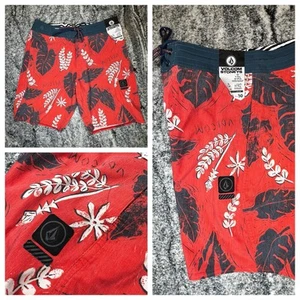 Volcom Board Shorts Men’s Size 30 Monsta Bud Swim Trunks Stretch Red Floral NEW - Picture 1 of 10