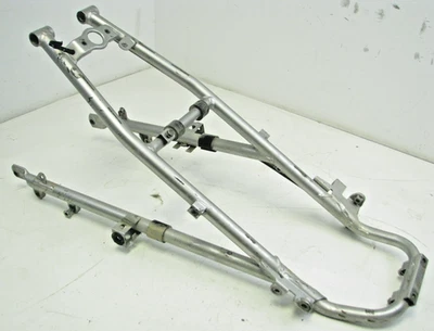 08-18 Kawasaki Klr650 E OEM Guardabarros Trasero Soporte Marco Subchasis Foto 1 de 4