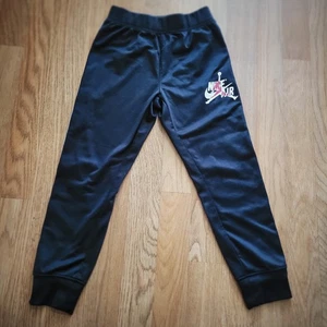 JORDAN Kids Unisex Black Jogger Nike Air Logo Pants Street Gym - 5-6 years - Picture 1 of 7