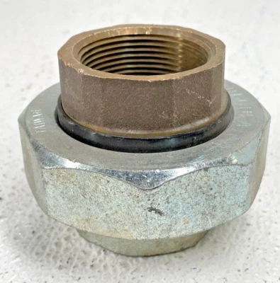 WATTS Dielectric Insulating Union 1-1/2" FIP Female Iron Pipe Thread Fittings - Image 1 of 4