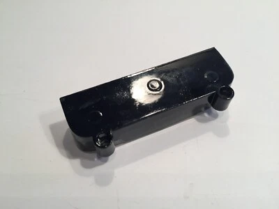 Support métallique miniature 1/18 Solido Citroën traction type 11b 1938 A32 - Photo 1/2