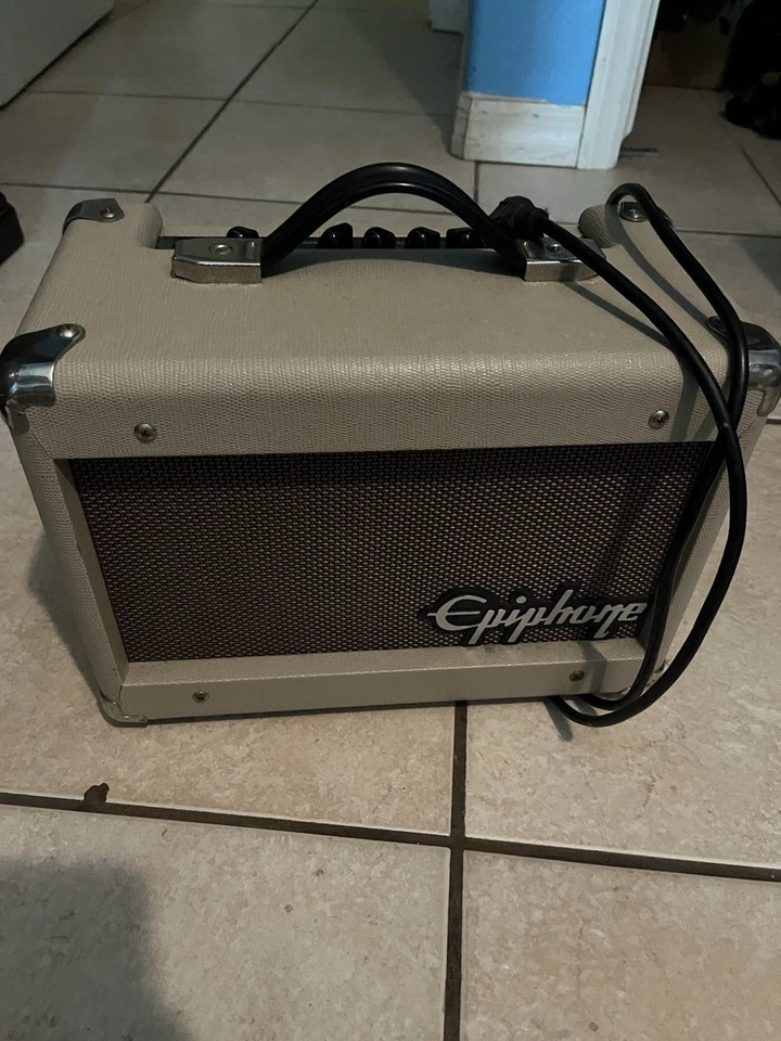 Amplificador AMP Guitarra Acústica 15C Epiphone Studio De Colección con Efecto Coro a-x Foto 1 de 3