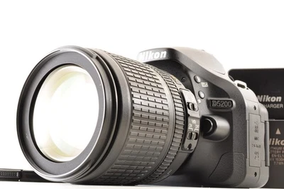 *Neuwertige 9890shot* Nikon D5200 digitale Spiegelreflexkamera/Objektiv 18–10... - Bild 1 von 4