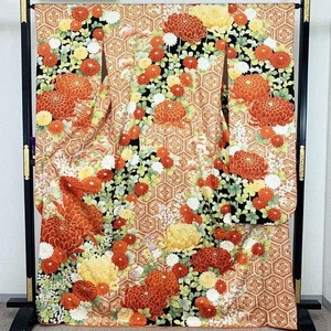 Furisode, bordado con piezas de oro, dorado - Imagen 1 de 9