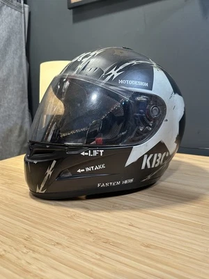 全脸 KBC Force S 城市突击摩托车头盔黑色和灰色尺寸 - XL — 第 1/4 张图片