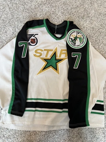 Maska Air Knit Minnesota North Stars Jersey XL Neal Broten Cover