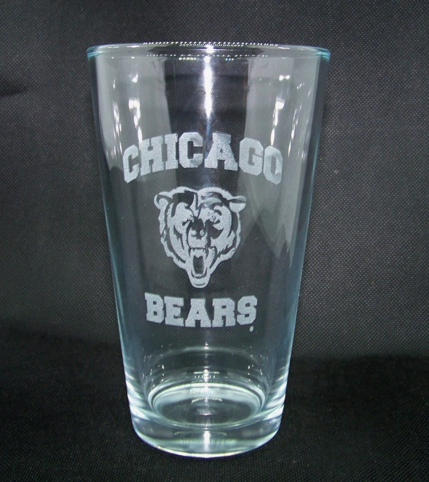 Copo de vidro Chicago Bears NFL gravado a laser cerveja transparente 16 oz - Imagem 1 de 1