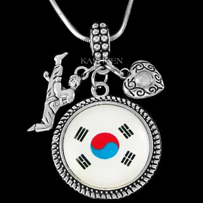 Collar Karate Artes Marciales Corea del Sur Taekwondo Coreano Jiu Jitsu Judo Atleta Foto 1 de 4