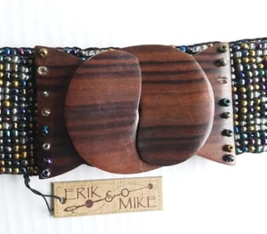 De colección Erik & Mike Mujer Cinturón Elástico Cuentas de Vidrio Tejido Madera Hebilla Boho con Defecto Nuevo con Etiquetas - Imagen 1 de 8