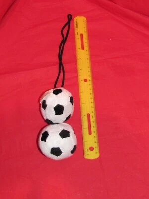 Balones de fútbol en cuerda #851450, 1 juego, pelotas de fútbol de felpa colgantes en cuerda Foto 1 de 3