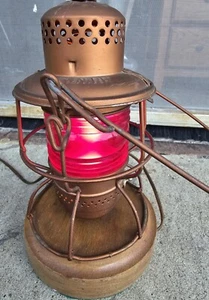Vintage Adlake 300 L&N Railroad Lantern W/Red Glass Globe Electric 2-bulb Lamp - Picture 1 of 11
