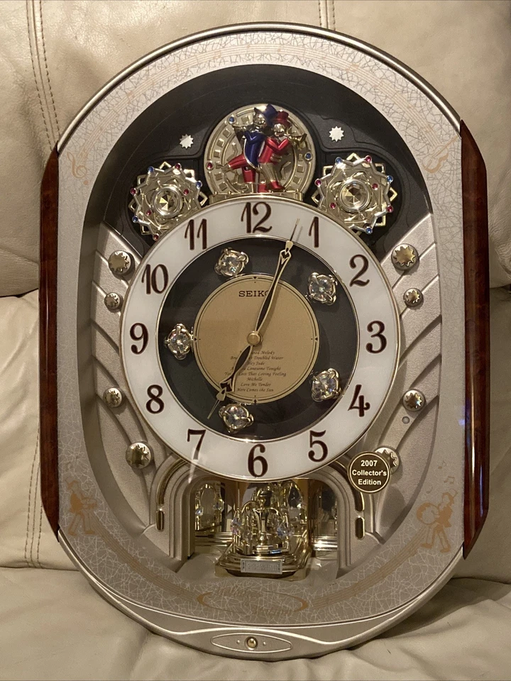 SEIKO QXM153BRH MELODIES IN MOTION 2007 COLLECTORS EDITION CLOCK - Image 1 of 4