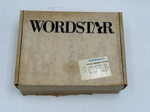 Wordstar 5.5 MicroPro Software 21 5.25” Disks & Documentation Vintage - Picture 1 of 4