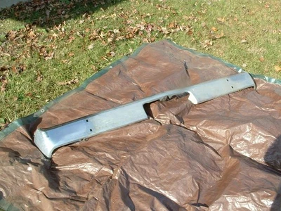 PARAGOLPES TRASERO AMC AMX JAVELIN 1968-1974 Foto 1 de 4