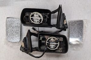 SAAB 9000 Pair of Rear View Side Mirrors with Glass 4684809 4684783 (1994-1998)