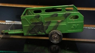 NYLINT GREEN FARM TRAILER  - Image 1 of 4