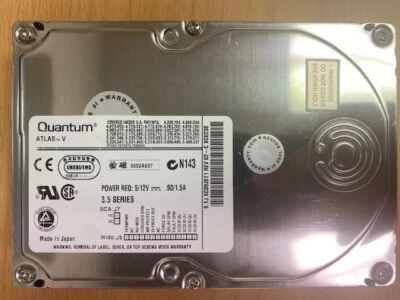 Quantum ATLAS V 9.1J  9.1GB 80 pin SCSi  XC09j011 rev 02-c XC0230 - Image 1 of 3