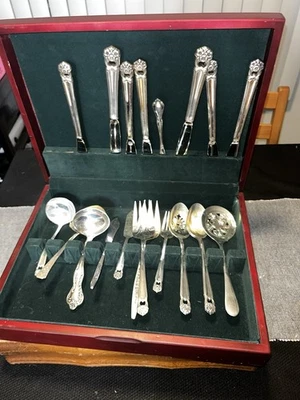 Cubiertos vintage Roger's Bros 1847, plateados, Art Deco Foto 1 de 2