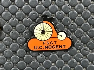 pin's pin BADGE VELO BICI BIKE NOGENT - Picture 1 of 1