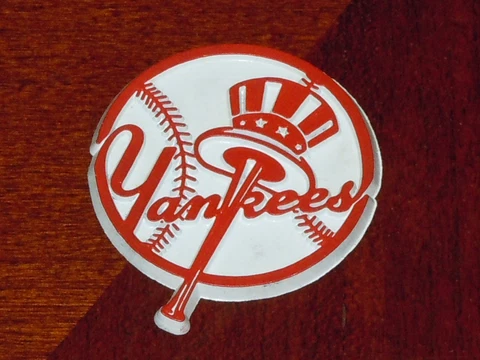 NEW YORK YANKEES Vintage NY MLB RUBBER Baseball FRIDGE MAGNET Standings Board Cover