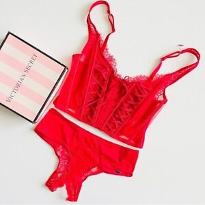 SMALL Victoria’s Secret red bra bustier corset set crotchless cheeky panties