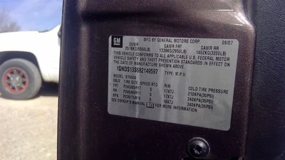 Driver Front Seat Bucket Cloth Electric Fits 05-09 ENVOY 241904 - Image 1 of 4