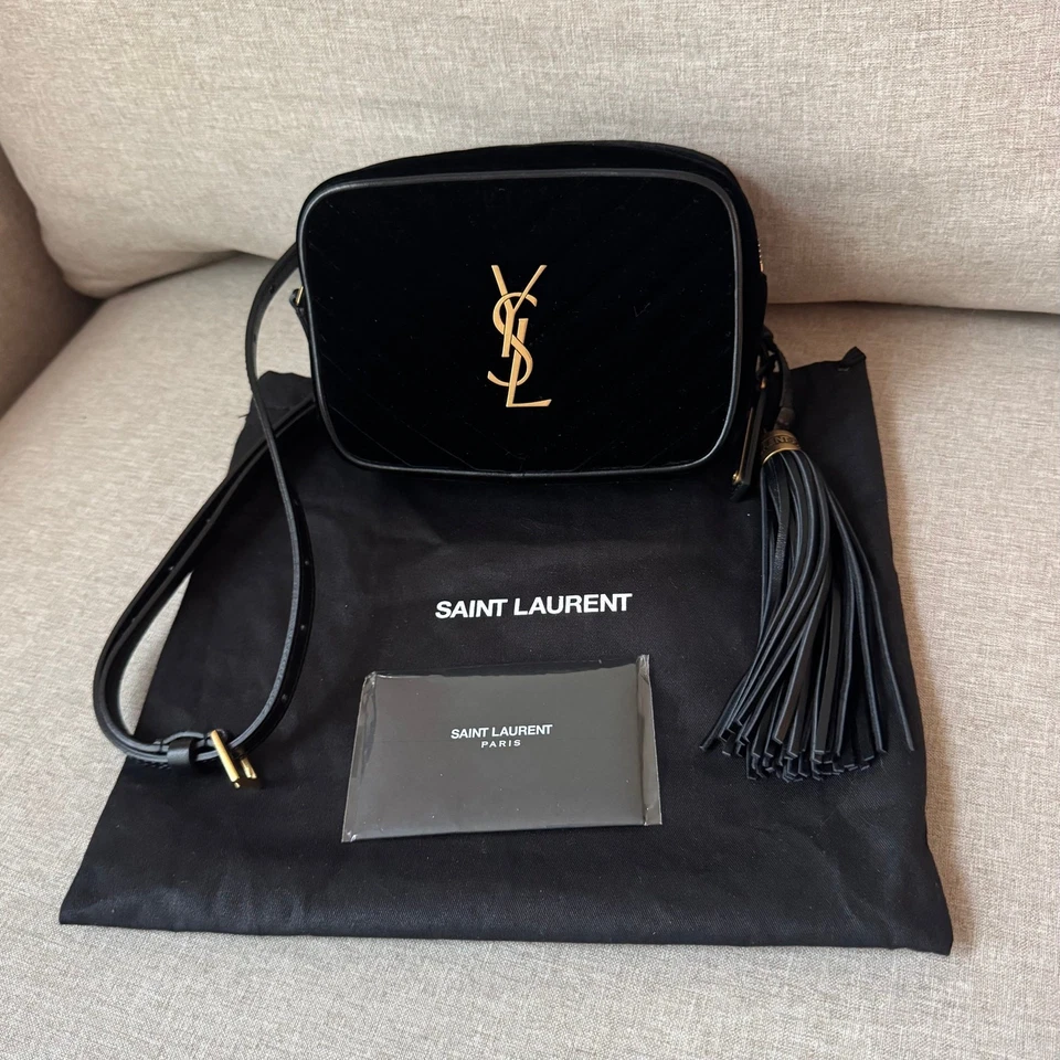 Bolso Cinturón Saint Laurent Negro Terciopelo Cuero Chevron NUEVO Dorado Logo YSL Riñonera Foto 1 de 4