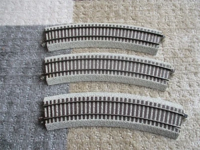 S Helper 00259 3 x 19" R Curved track (10/31/25) - Image 1 of 2
