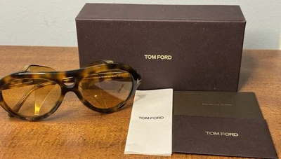 Tom Ford NEUGHMAN FT 0882 Blonde Havana/Light Brown Yellow (53E) Sunglasses - Image 1 of 4