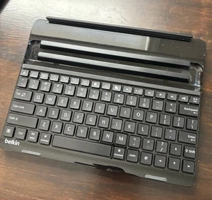 Belkin QODE FastFit Bluetooth Keyboard with Cover for Apple iPad F5L141 - Picture 1 of 7
